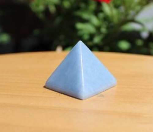 Angelite Baby Pyramid 20 - 25 mm